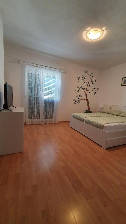 Apartman Filis 赫瓦尔 外观 照片