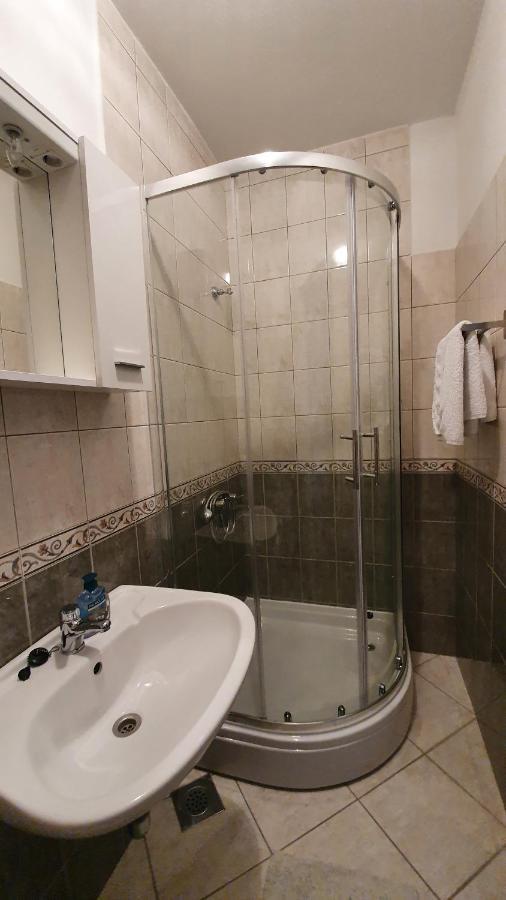 Apartman Filis 赫瓦尔 外观 照片
